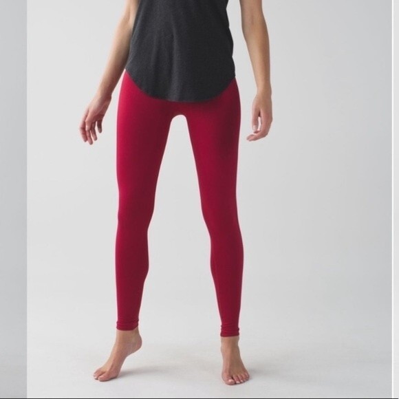 Lululemon Zone Tight Leggings in Cranberry 2 - Picture 1 of 13